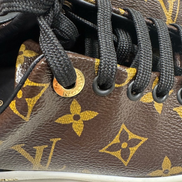 Louis Vuitton Frontrow Monogram Sneakers - Picture 9 of 10